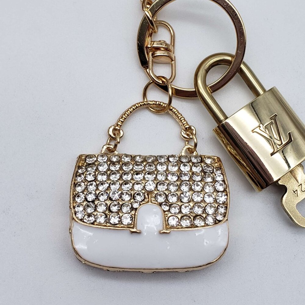 Authentic Louis Vuitton Gold Padlock 🔒 Key Set w/ Unbranded Bag Charm - Picture 5 of 7